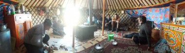 Rencontre avec une famille traditionnel mongol.